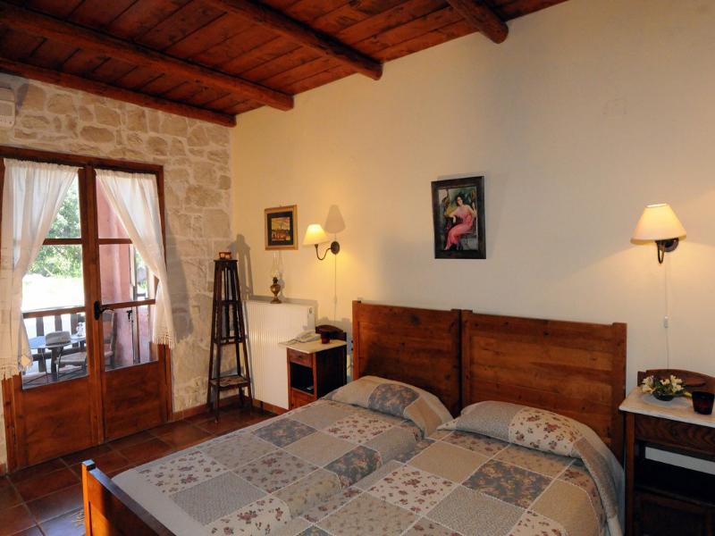 מלון דירות Enagron Ecotourism Village