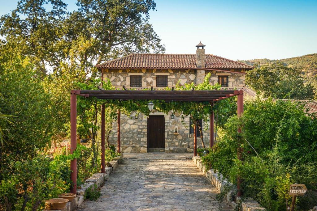 מלון דירות Enagron Ecotourism Village